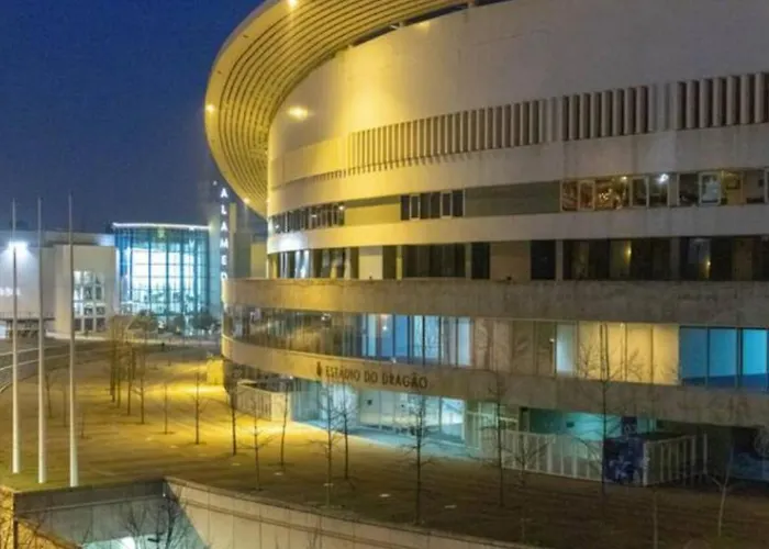 Lägenhet H Dragao Oporto